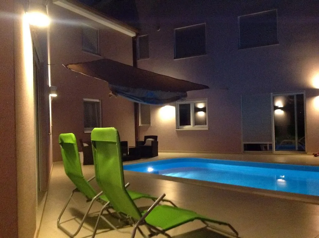 Apartment Volme Inventum بنجول